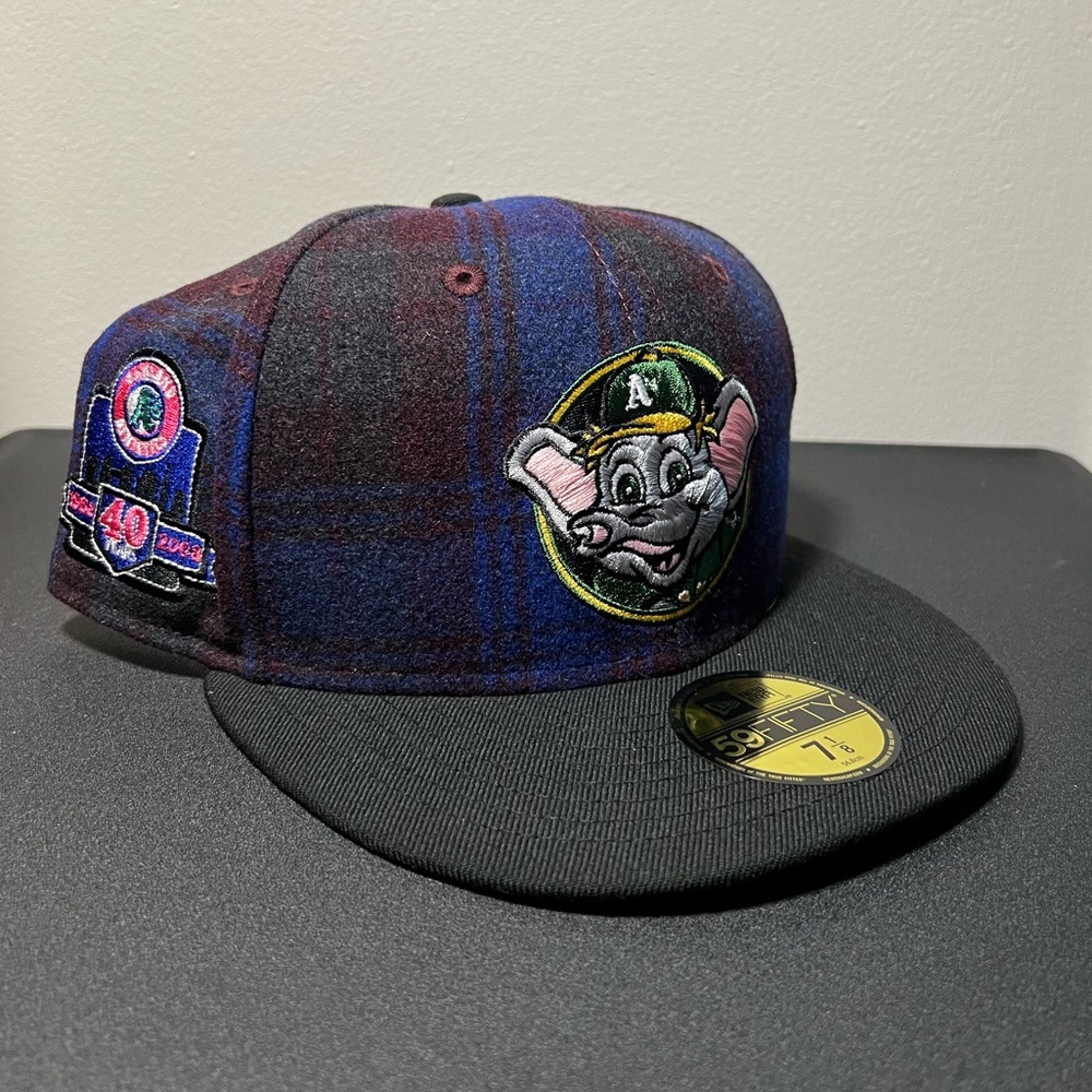 Oakland Athletics Plaid Mascot New Era Fitted Cap